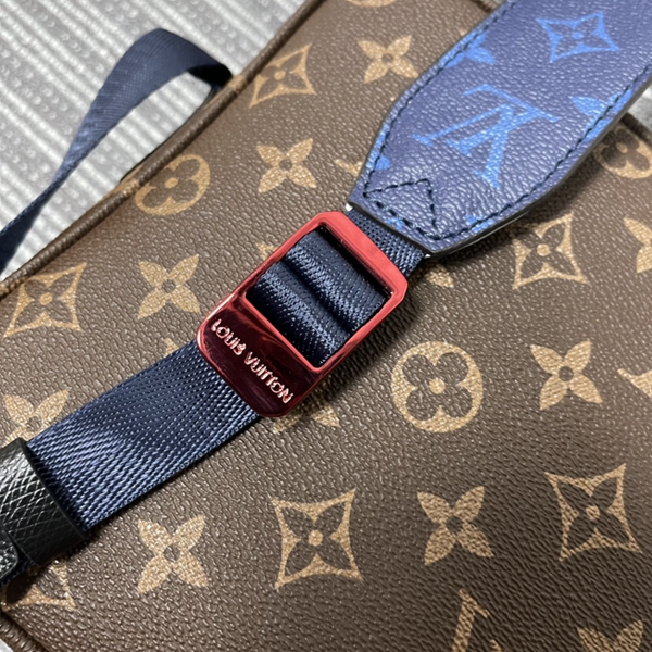 ルイヴィトンバッグ角部分ディテール